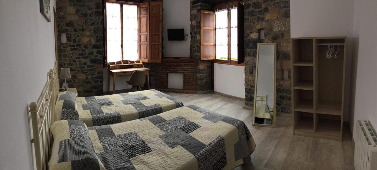Pension San Pelayo 10 Onís المظهر الخارجي الصورة